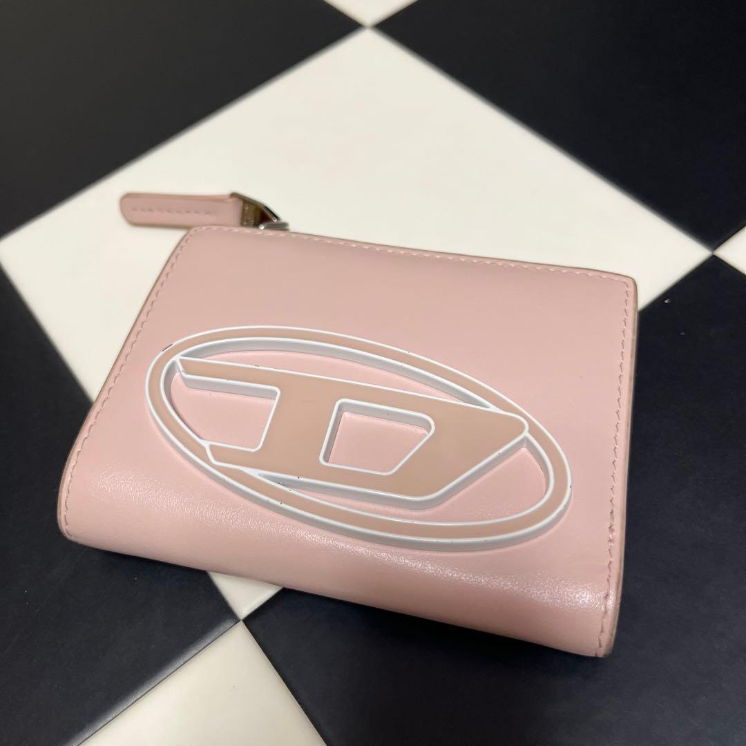 満*☆様 DIESEL オーバルD 二つ折り財布 ピンク　美品