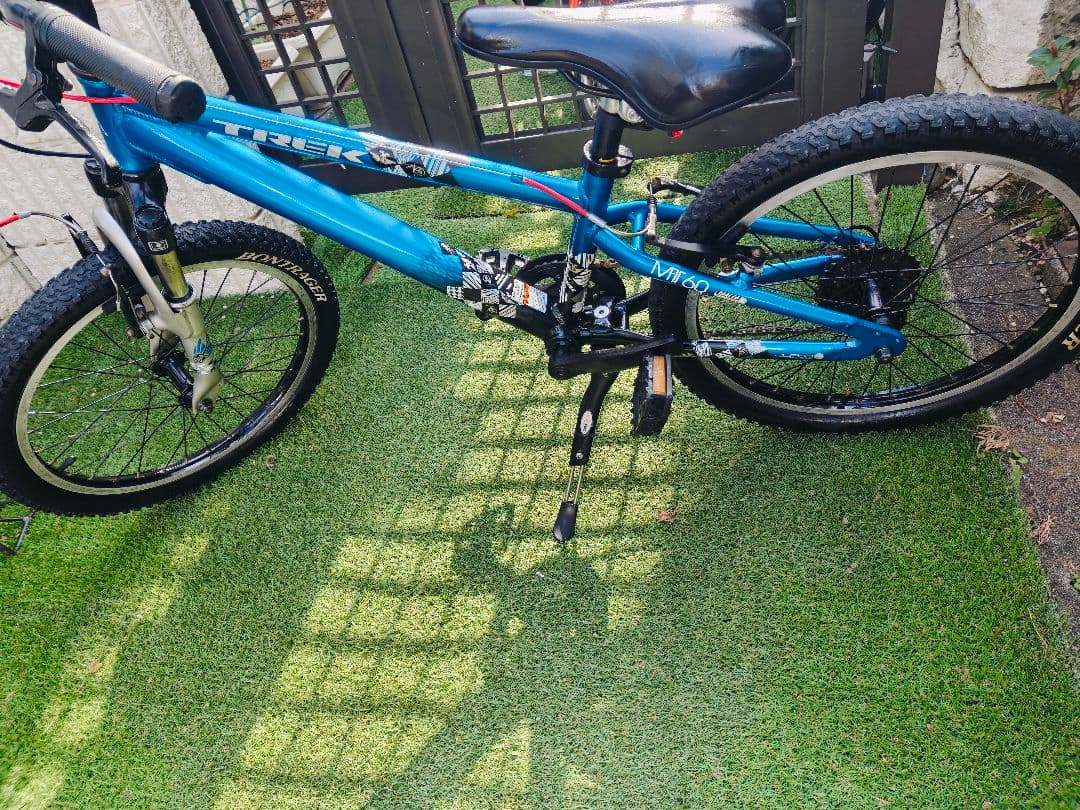 TREK MT60 子供用自転車 20インチ 青