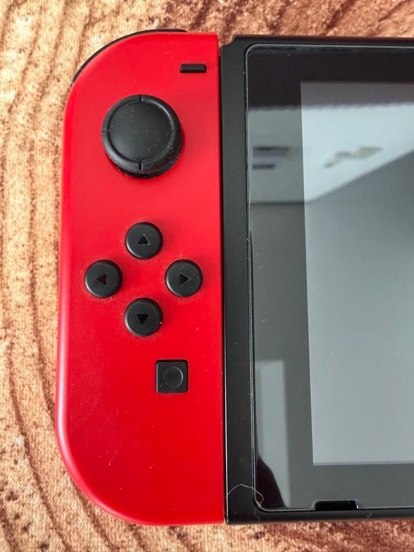 Nintendo Switch ニンテンドースイッチ本体　マリオカラー