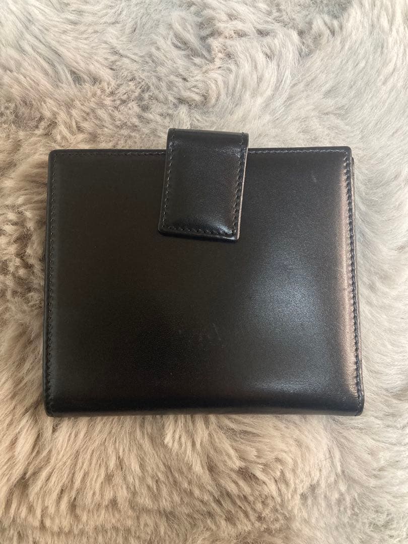 GUCCI ブラックレザー 二つ折り　シリアル有り