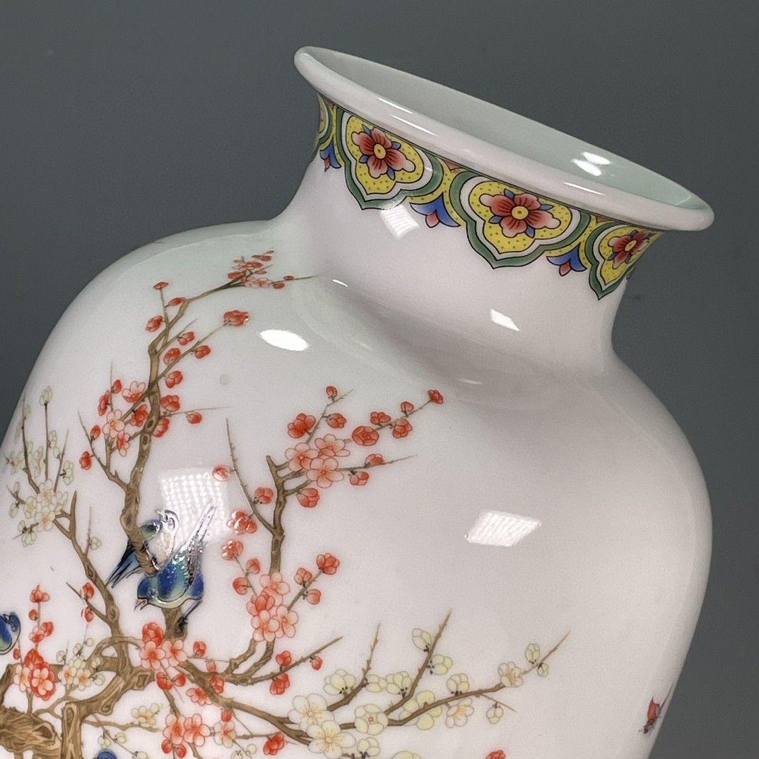 清乾隆粉彩花鳥賞瓶  景徳鎮 陶磁器 装飾品 現代工芸品  美術品 置物