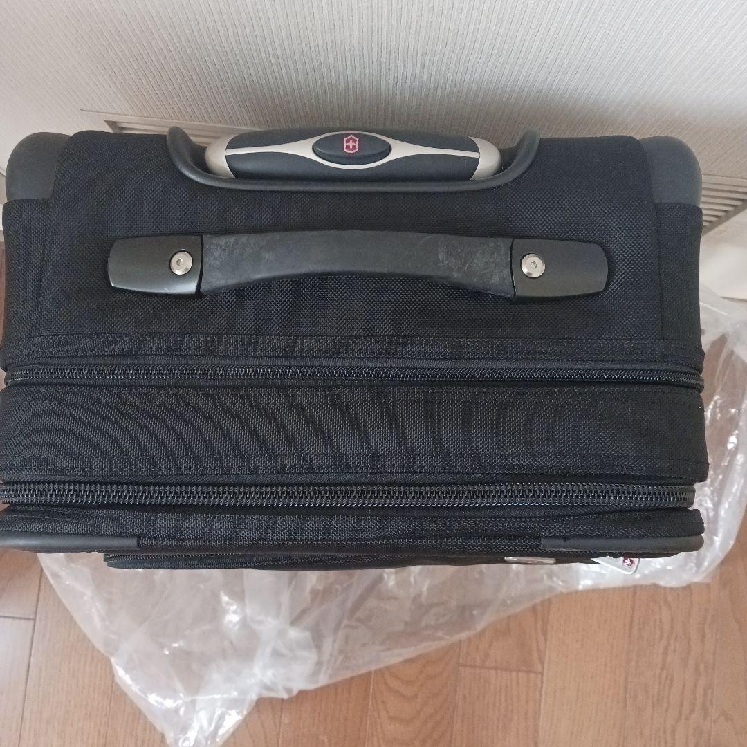 Victorinox 中型 スーツケース 2輪 スーツ収納 黒 ビジネス 旅行