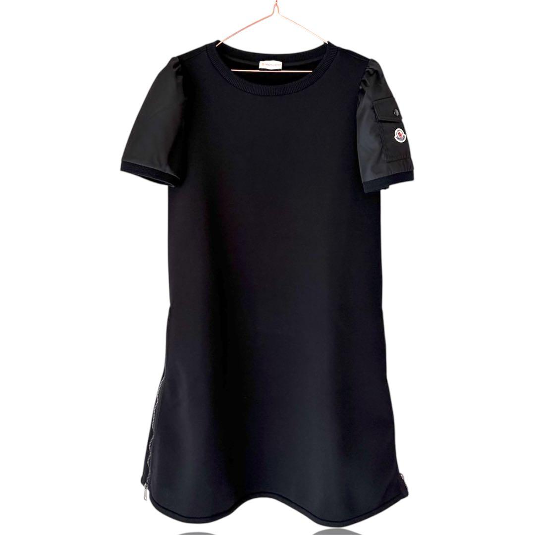【める】MONCLER 半袖ワンピース フレア ジップ ブラック S
