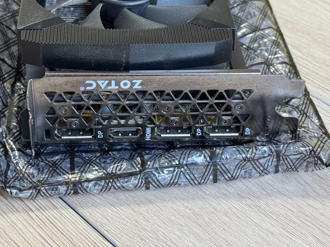 グラフィックボード・グラボ・ビデオカード ZOTAC GEFORCE RTX 2060 Super