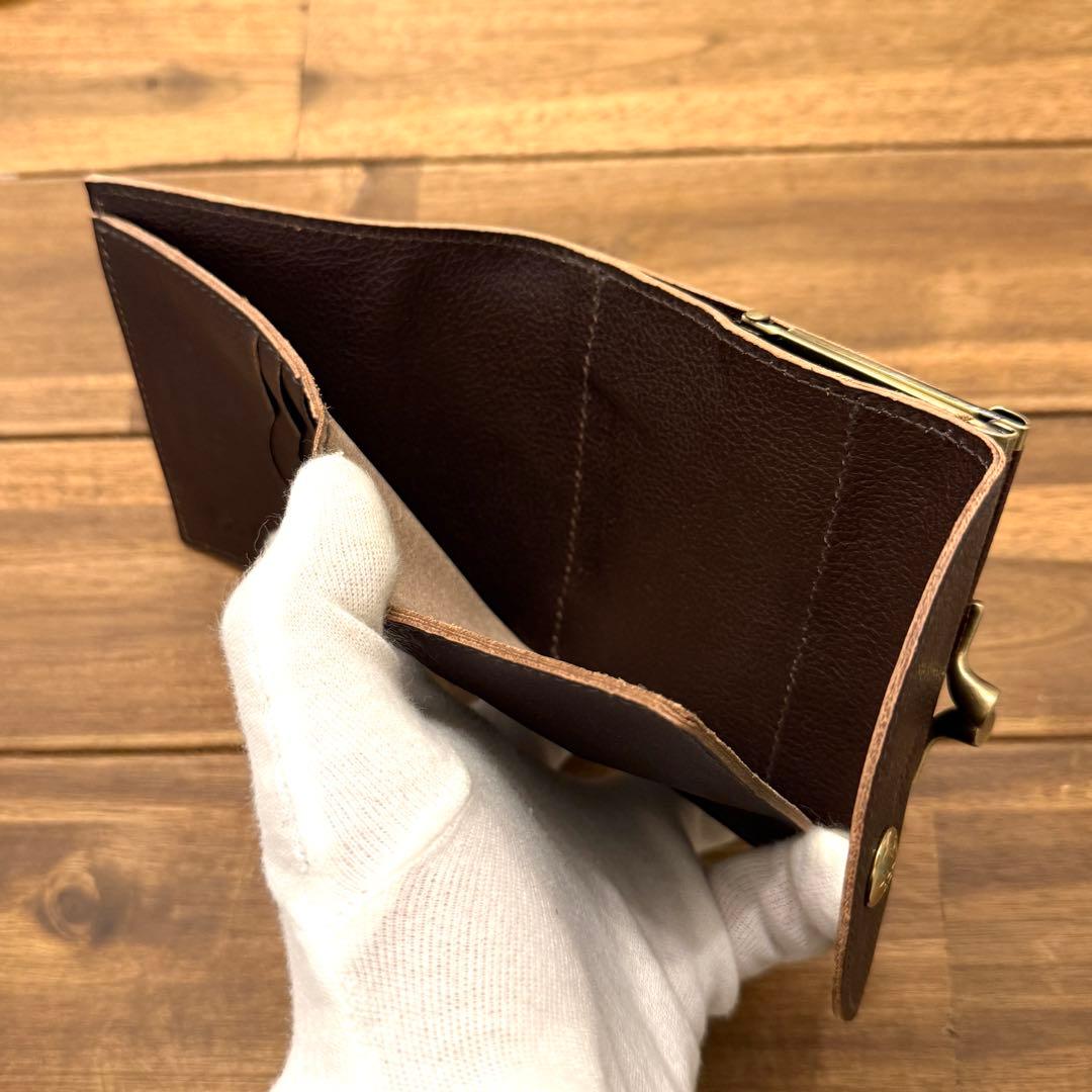 新品 イルビゾンテ がま口折り財布 ロゴ型押し ダークブラウン 濃茶