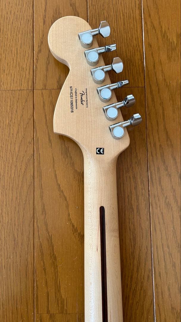 Squirt スクワイア ストラトキャスター 美品 ケース付き