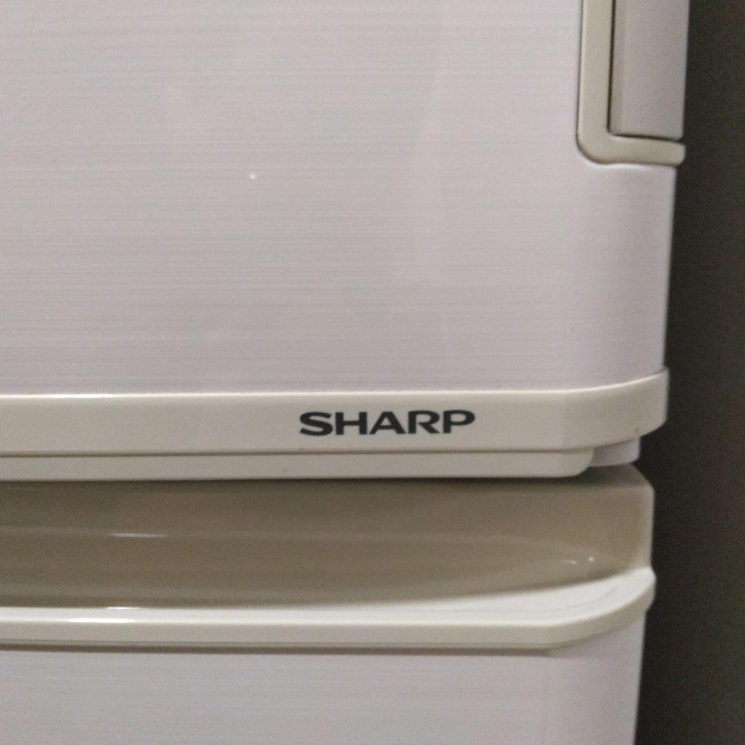シャープ どっちもドア 家庭向け 大型冷蔵庫 400L強 自動製氷機付
