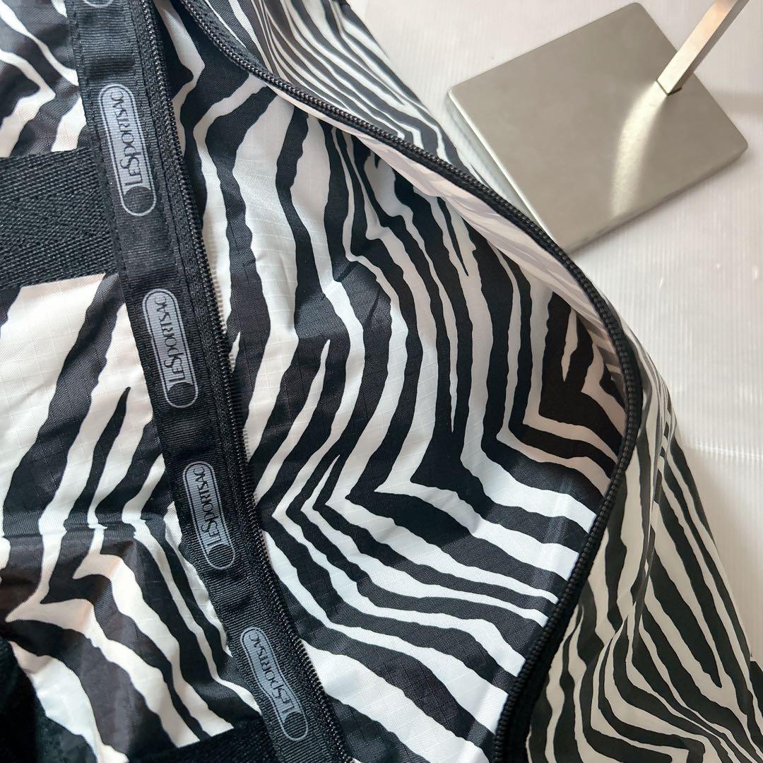 【美品 】 レスポートサックLeSportsac ボストンバック ゼブラ 鍵２個