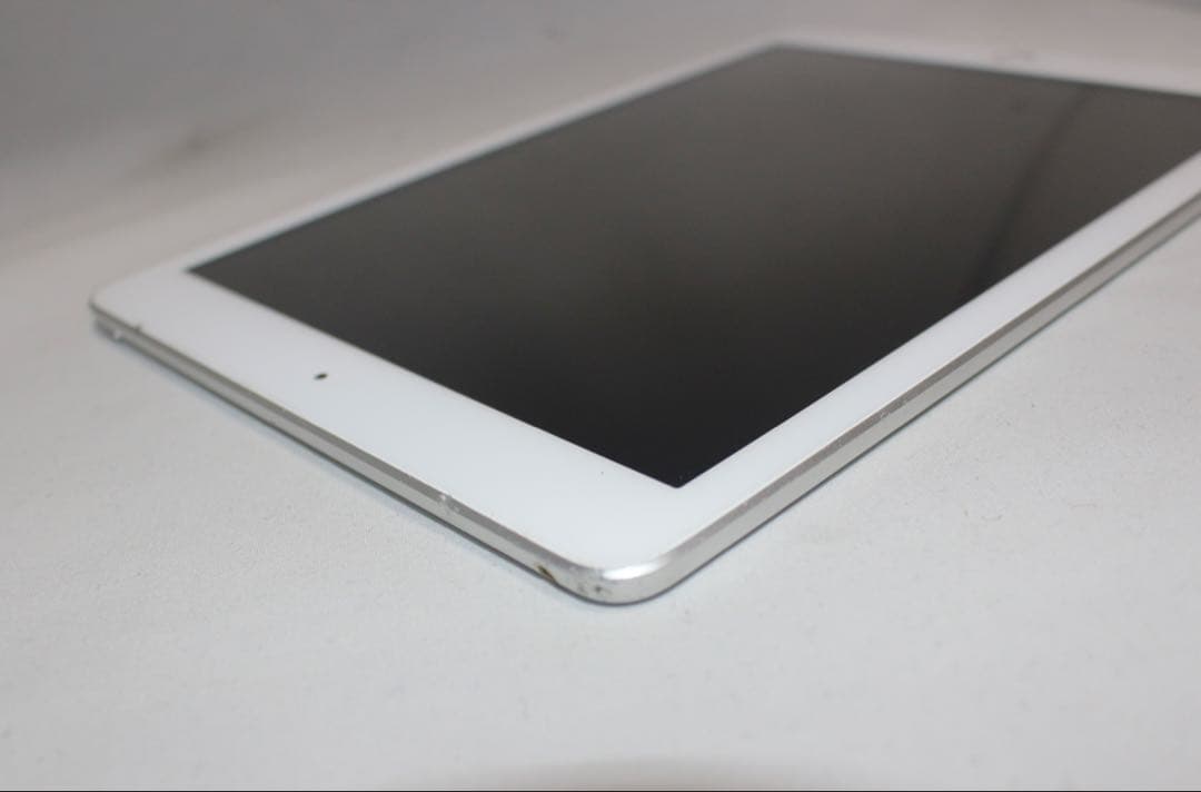 即日発送　iPad 第5世代　32gb