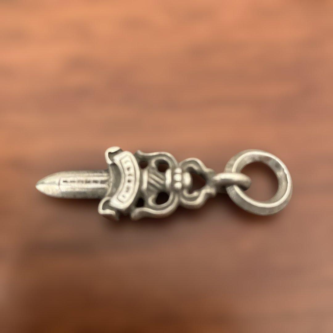 CHROME HEARTS ダガー　チャーム　クロムハーツ　ペンダントトップ