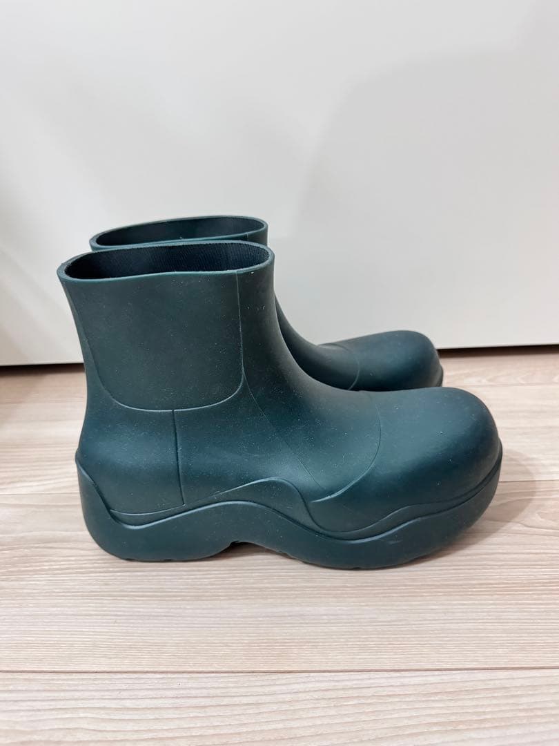 BOTTEGA VENETA ボッテガヴェネタ ブーツ レインブーツ 長靴