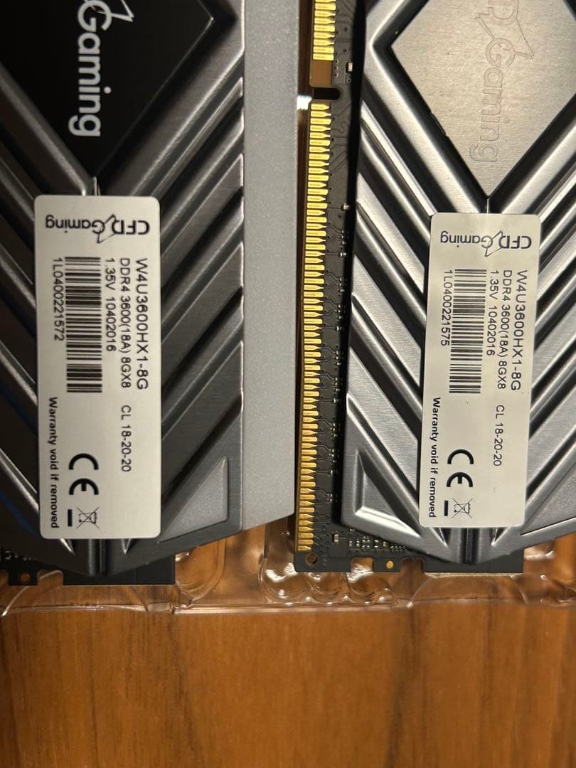 ジ*ニ様 DDR4 3600 メモリ 16GB (8GB × 2枚組キット)