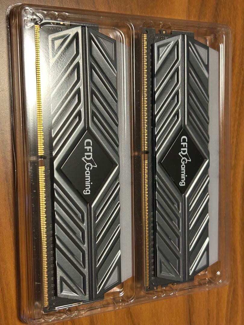 ジ*ニ様 DDR4 3600 メモリ 16GB (8GB × 2枚組キット)