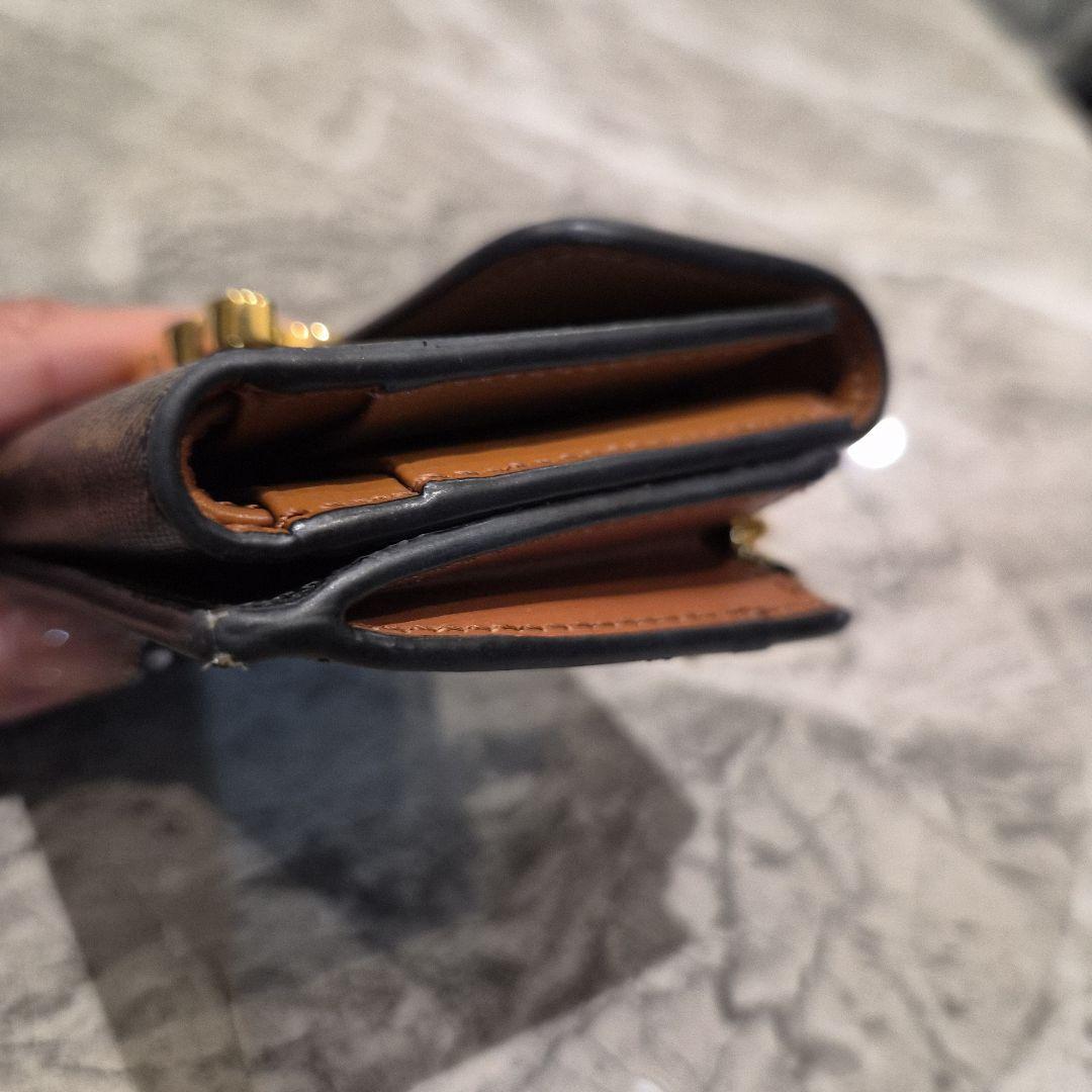 CELINE 三つ折り財布 美