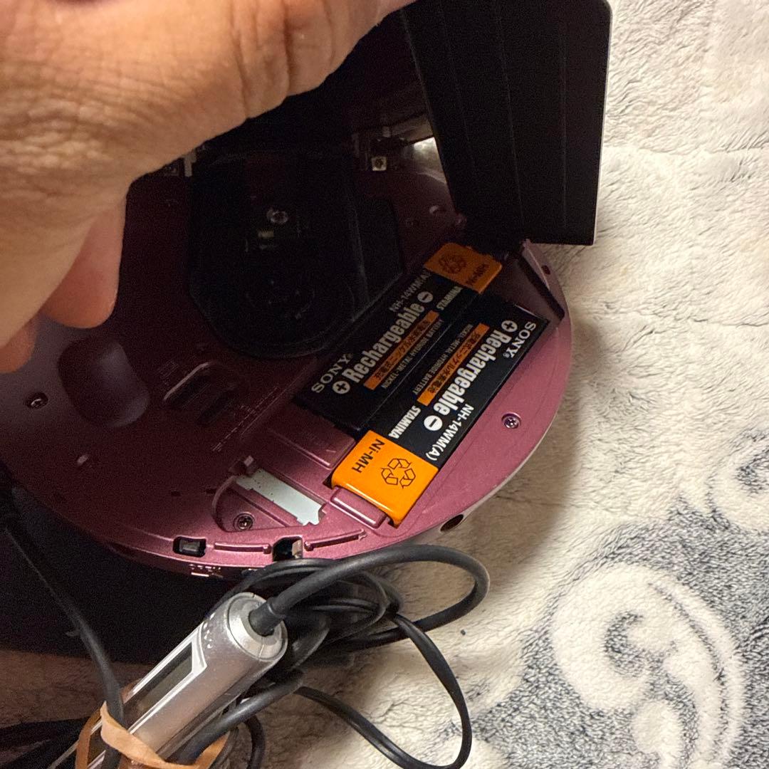 超超希少 SONY ポータブルCDプレーヤー D-EJ985 CDWALKMAN