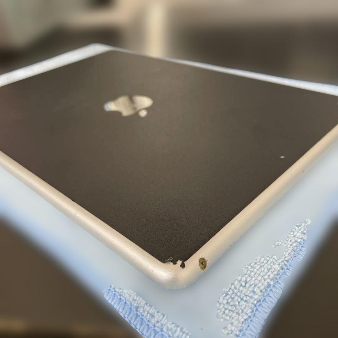 Apple iPad (第5世代) 32GB シルバー