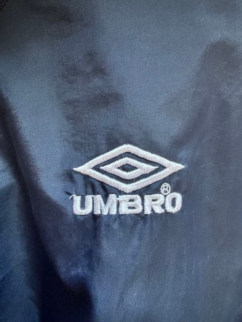 UMBRO ナイロンジャケット ウィンドブレーカー マンチェスターユナイテッド