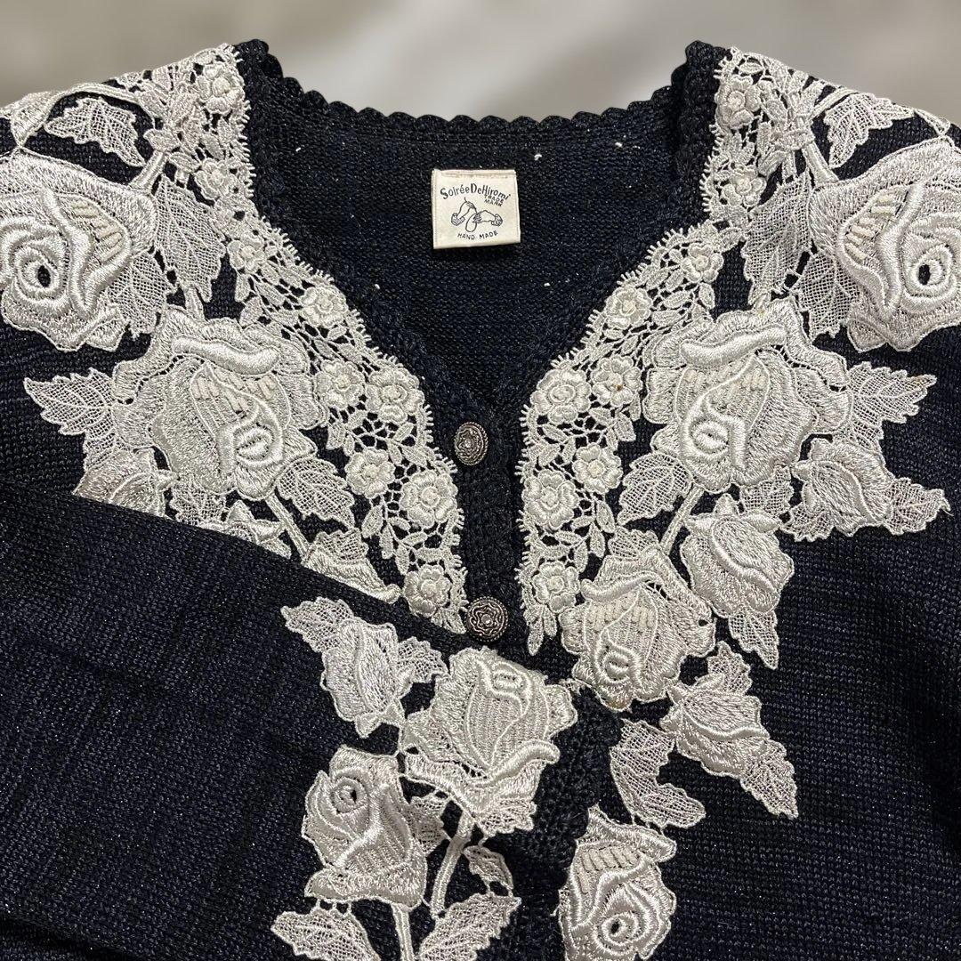 希少【ソワレドヒロミ】ハンドメイド バラ刺繍 ニットカーディガン 絹混 M 黒