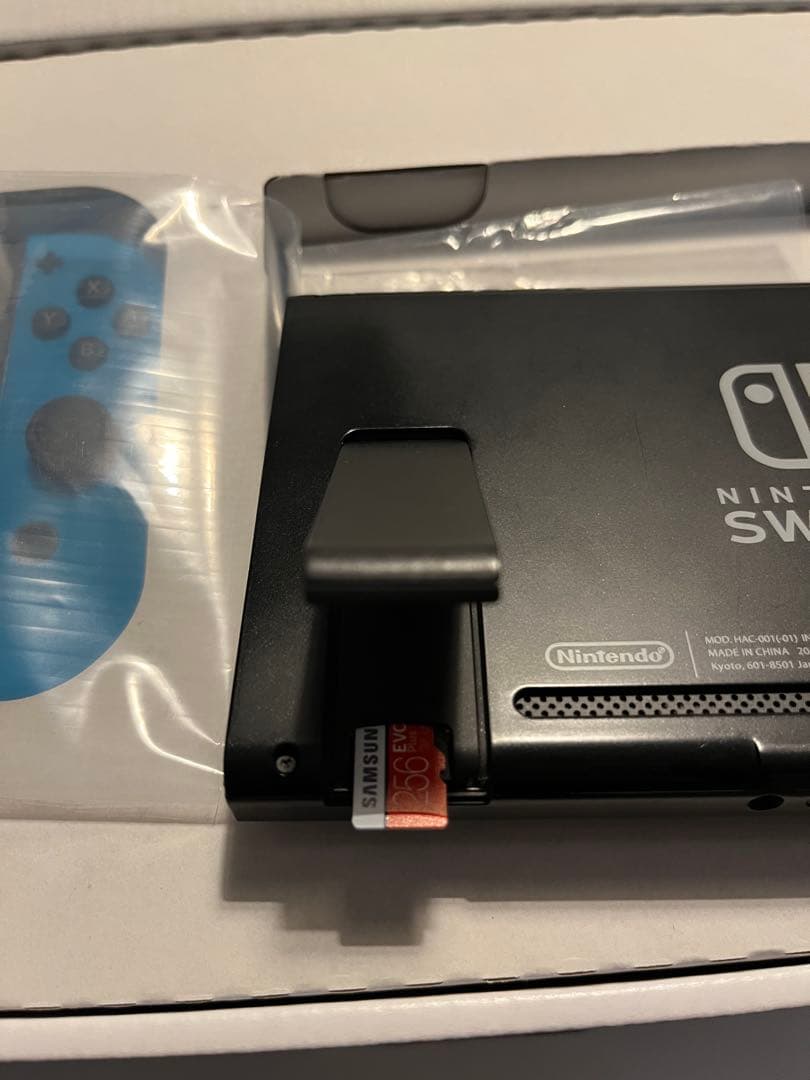 Nintendo switch 本体　メモリーカード付き