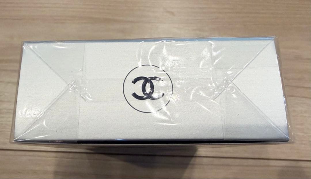 BLEU DE CHANEL オードトワレ 100ml ギフトボックス入り