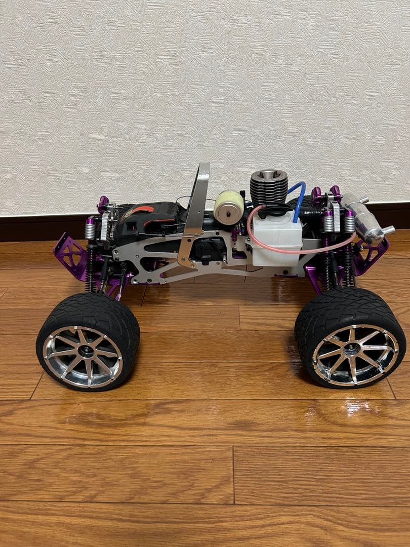 HPIサベージエンジンカー