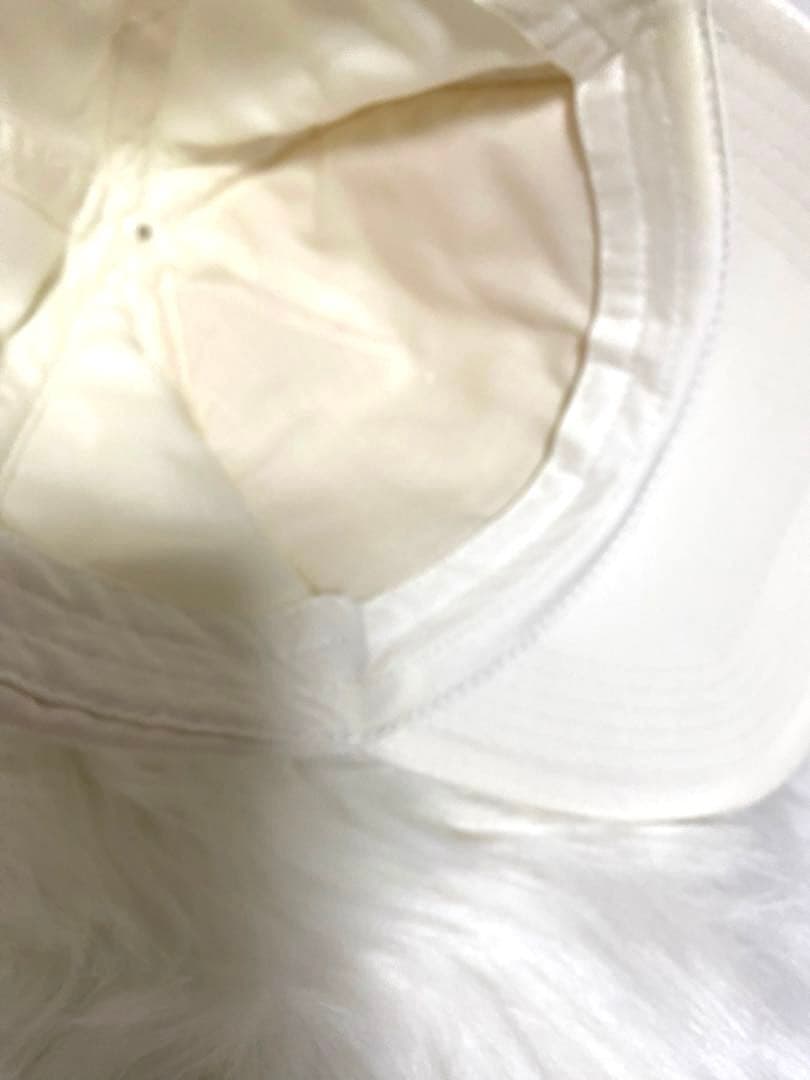 ルシアンペラフィネ　ホワイトキャップ　スワロフスキー