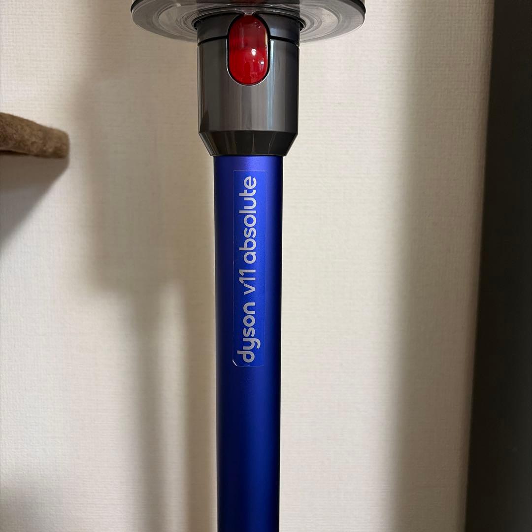 Dyson V11 Fluffy SV14 バッテリー新品交換済コードレス掃除機