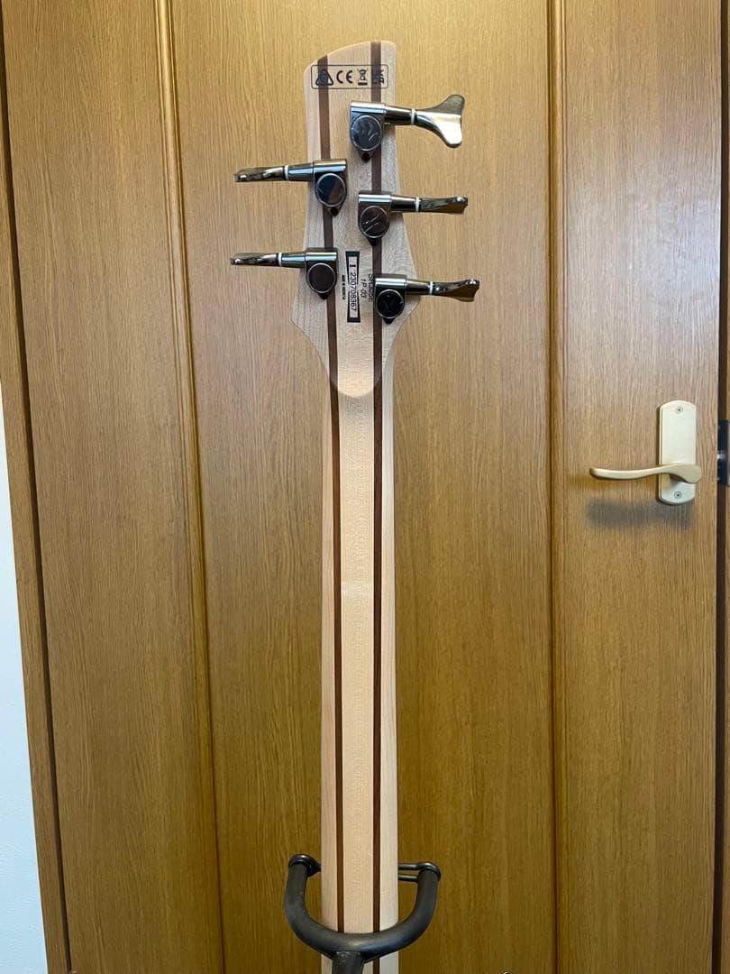 【にんじんさん】Ibanez SR305E五弦ベース 島村楽器限定モデル