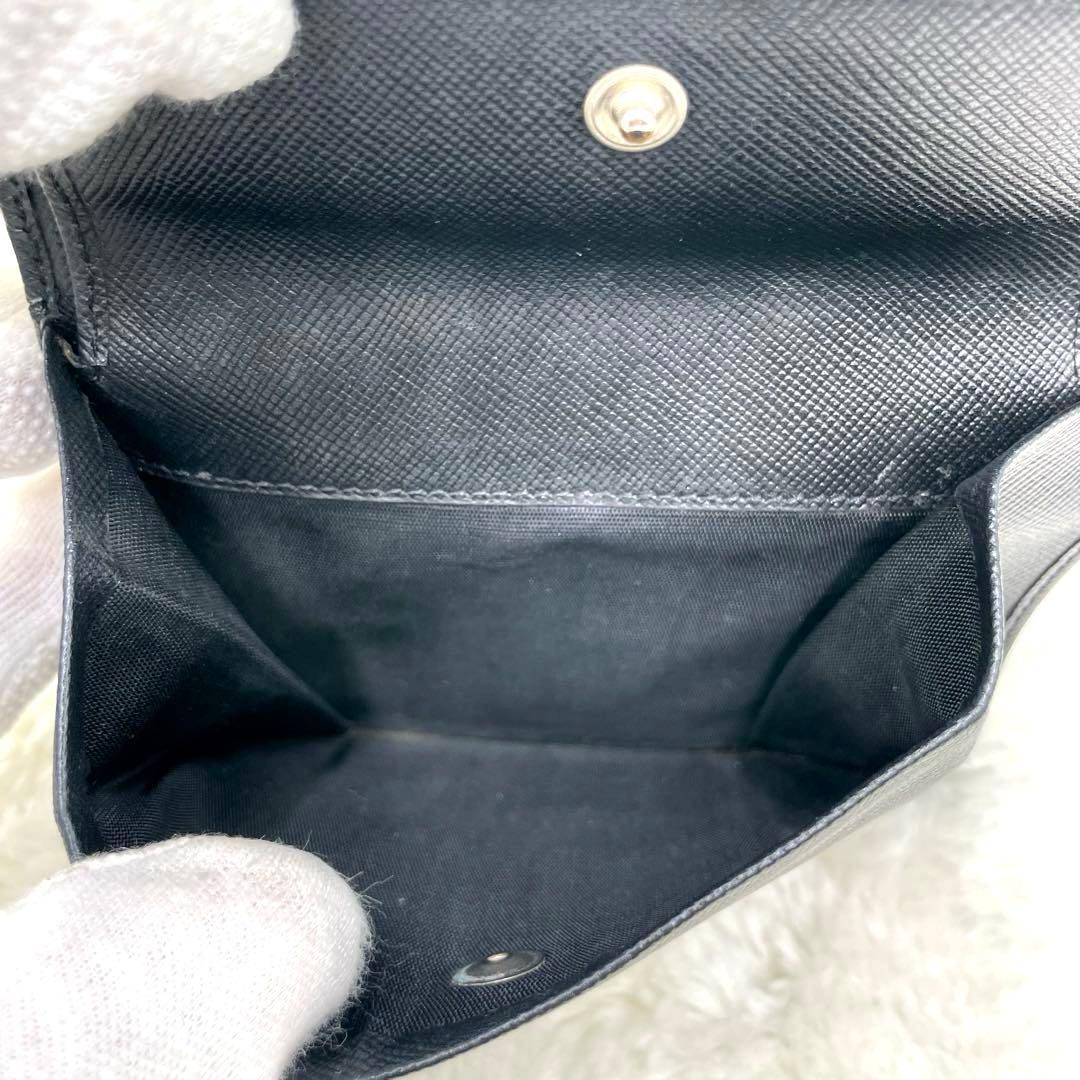 美品 プラダPRADA サフィアーノ 2つ折り 財布 三角ロゴ ブラック 箱付き