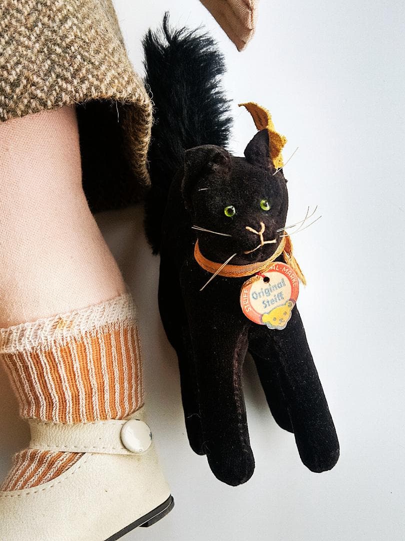 き*る様 スタイルのよいベルベット猫　シュタイフ　トムキャット　ALL ID’ｓ