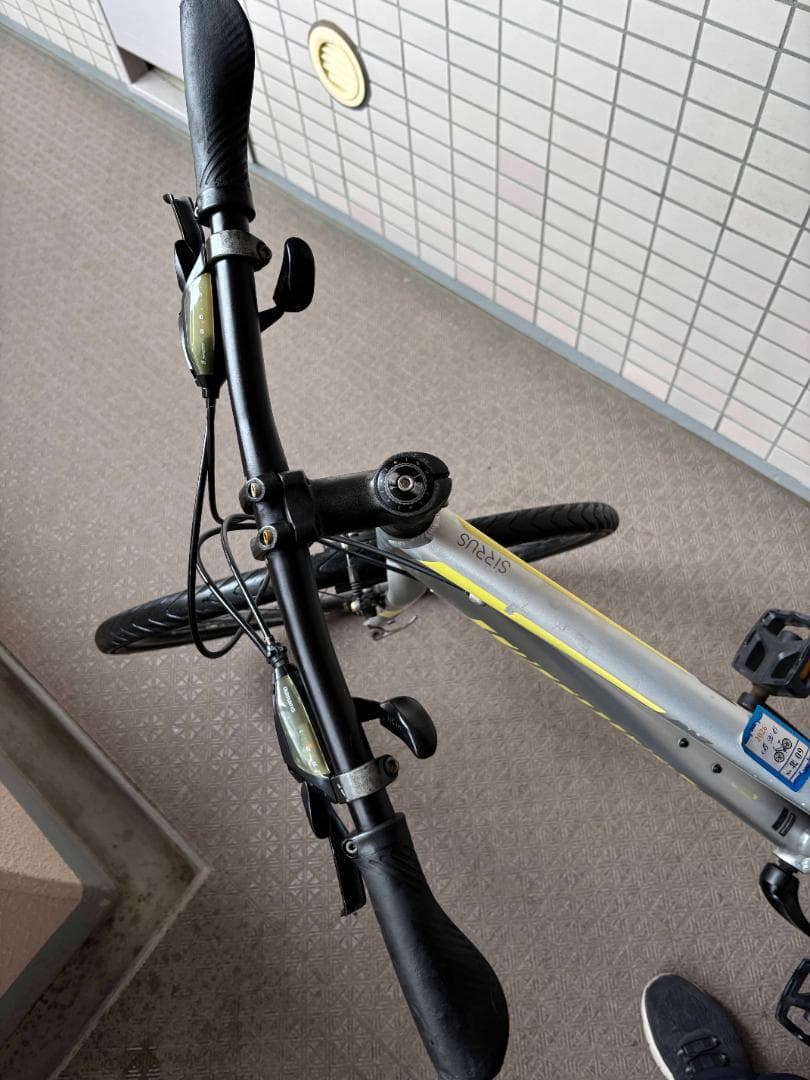 Specialized SIRRUS　クロスバイク　引取り限定：さいたま市北区