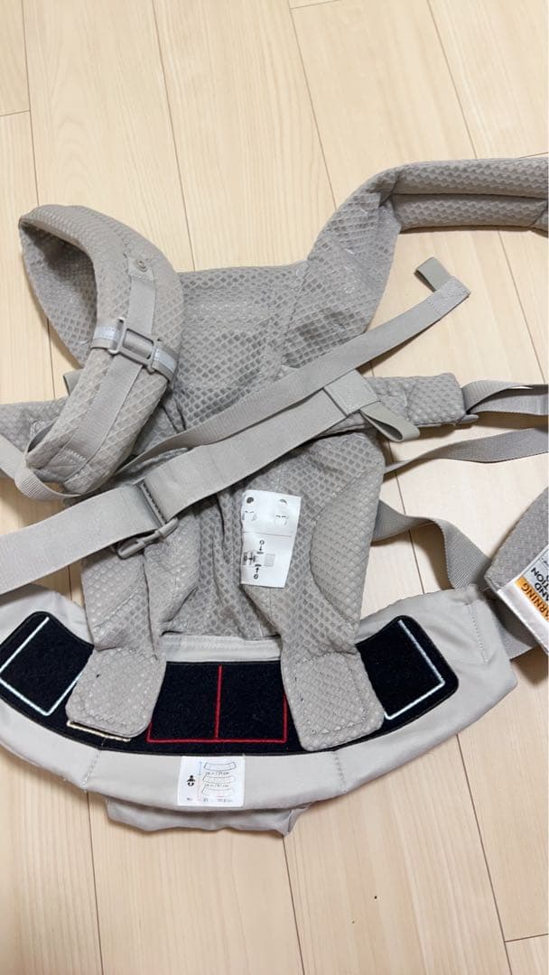 【中古品】エルゴ　オムニブリーズ　パールグレー