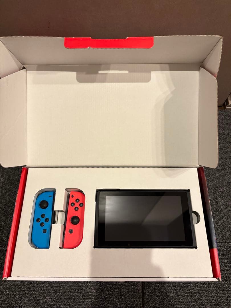 【ソフト付き】Nintendo Switch 本体 ネオンブルー/ネオンレッド
