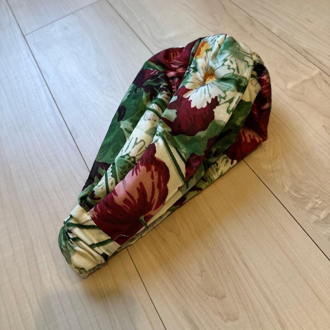 GUCCI 花柄ツイストヘアバンド