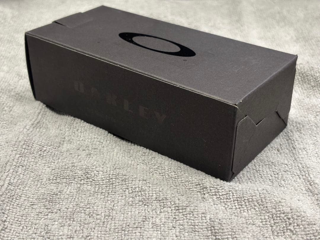 OAKLEY Latch AsiaFit（Low Bridge Fit）