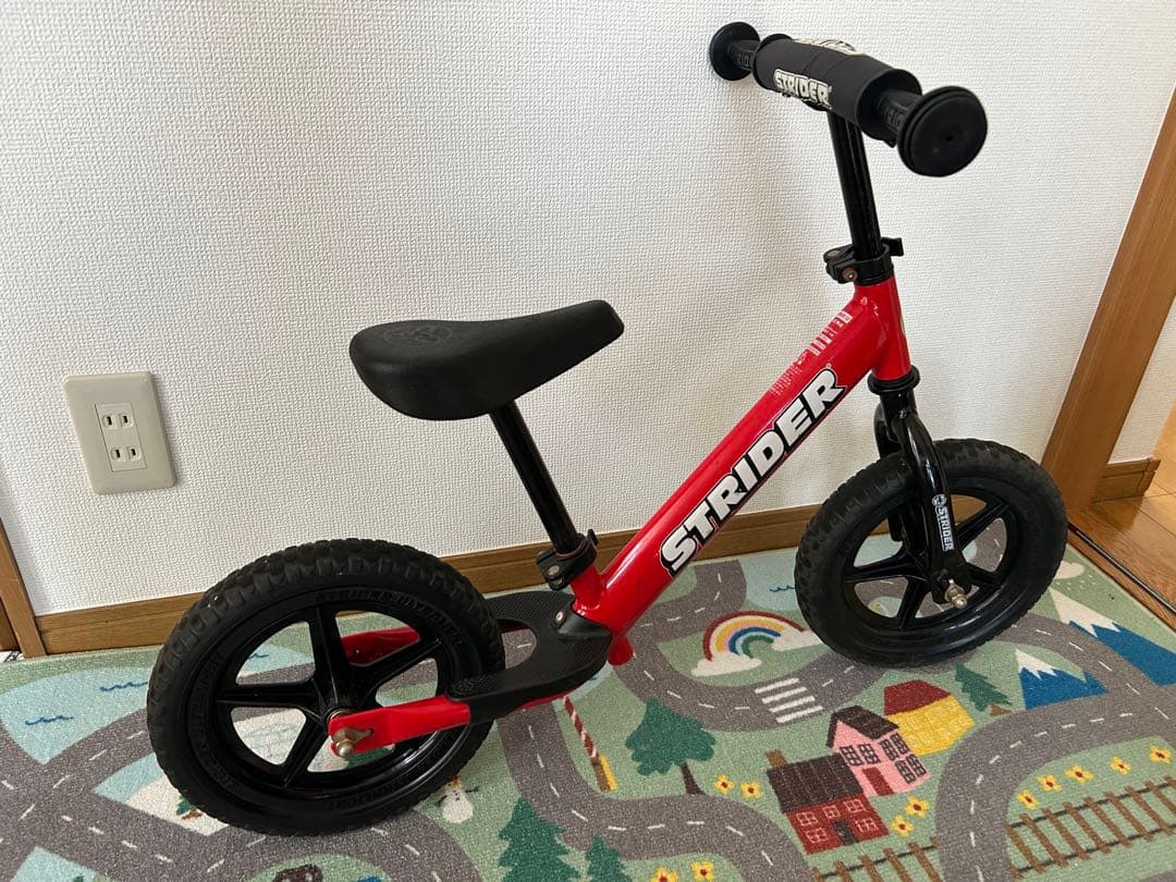 STRIDER 12 バランスバイク レッド