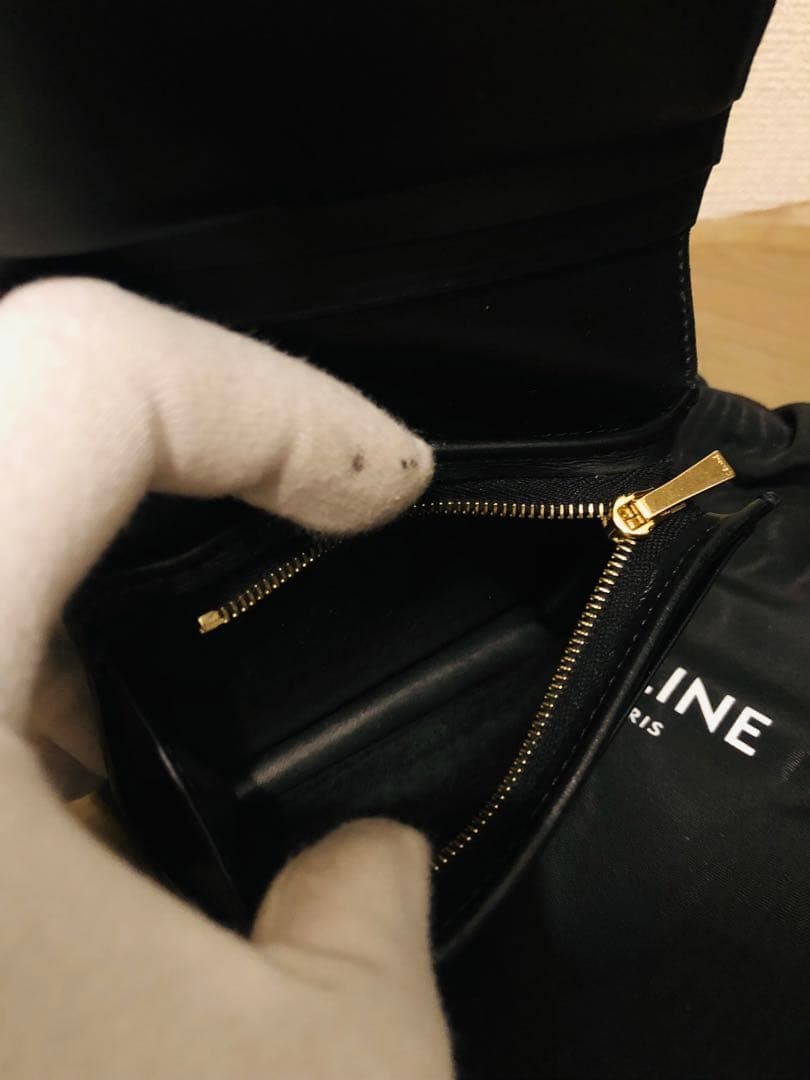 CELINE ブラック 二つ折り財布