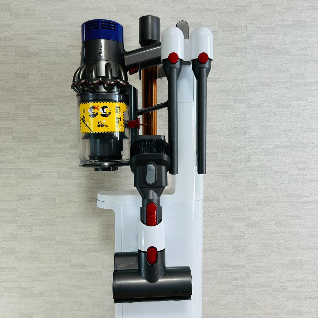 【現状品】Dyson(ダイソン) コードレスサイクロン掃除機 SV12FF