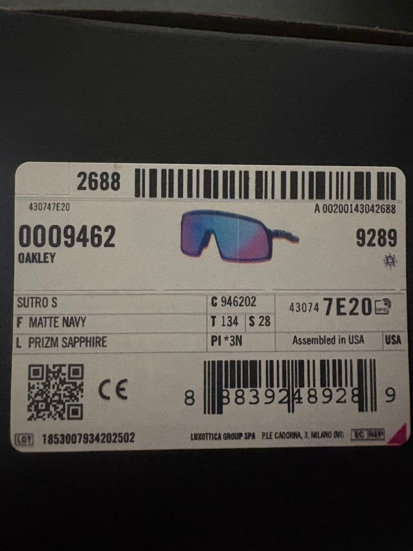 Oakley スポーツサングラス SUTRO S