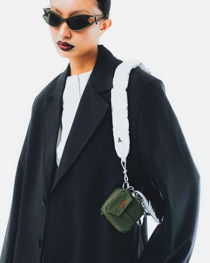スマホアクセサリー Topologie A.SOCIETY Puffer Eyewear Strap