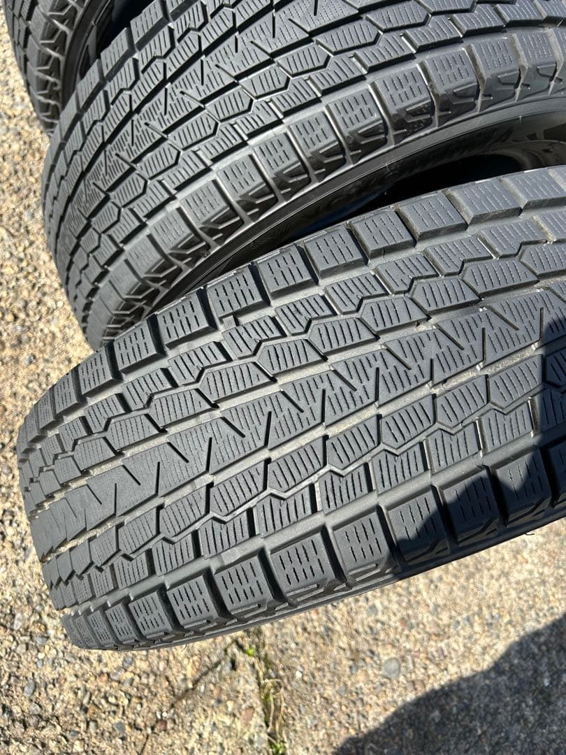 ダンシャリ様①225/65R17 スタッドレス　タイヤのみ（2本）
