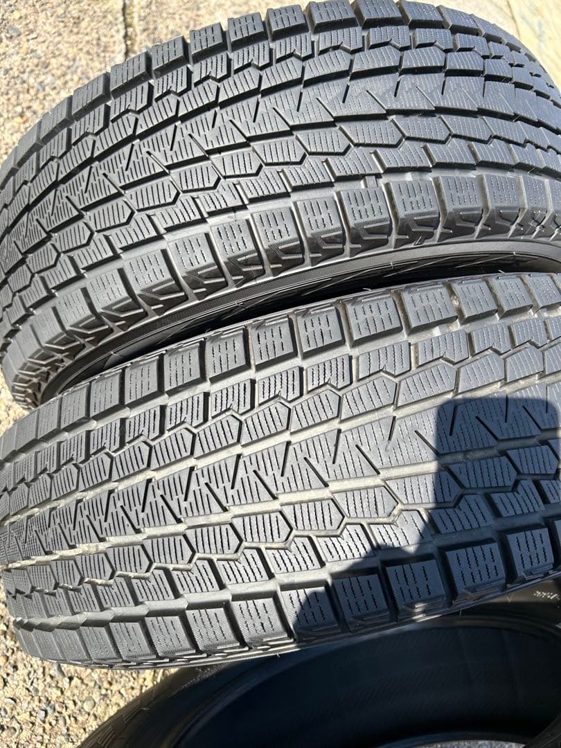 ダンシャリ様①225/65R17 スタッドレス　タイヤのみ（2本）