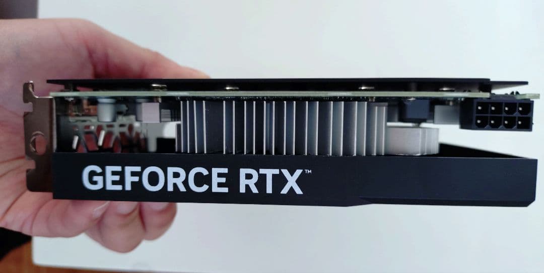 GeForce　RTX4060 8GB