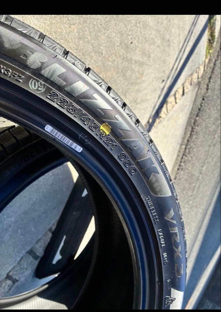 225/45R21 ブリヂストン　BLIZZAK VRX3 4本セット　バリ山