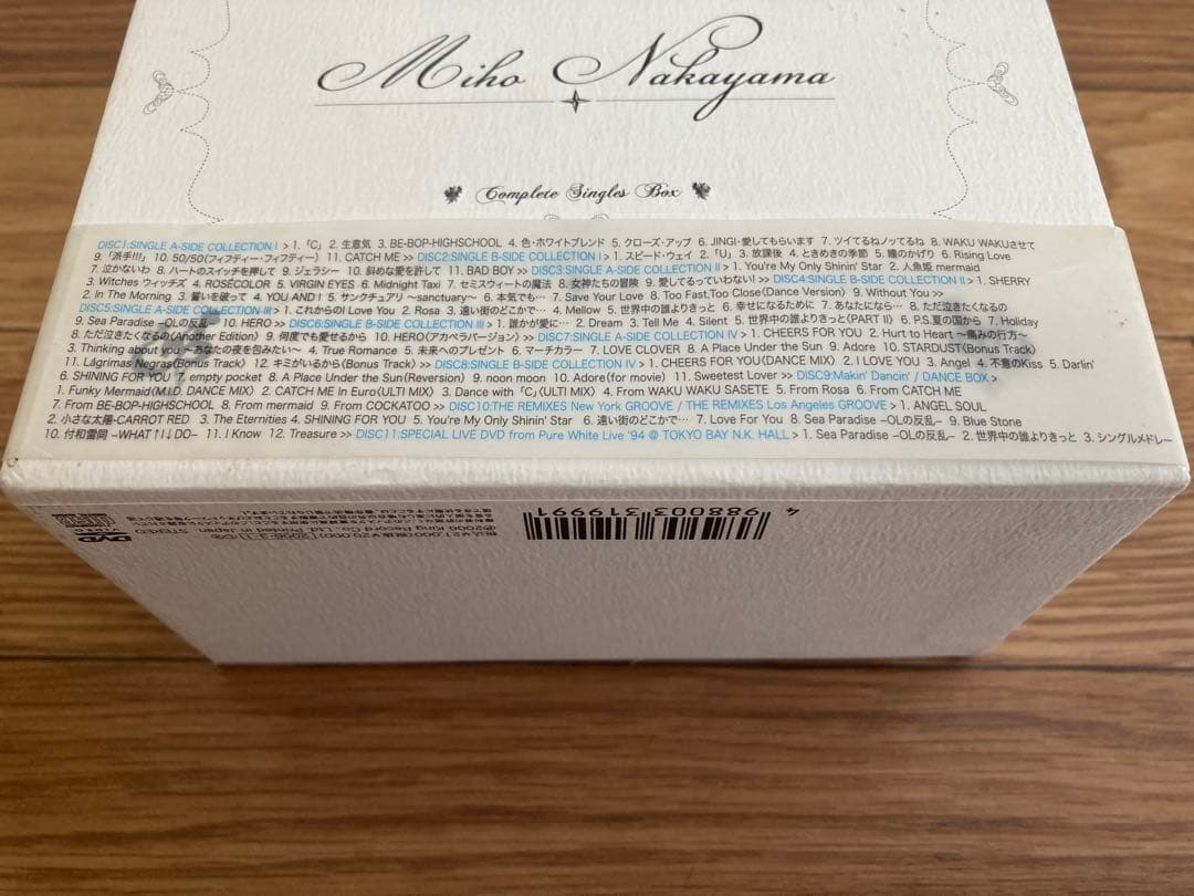 希少 中山美穂 CD Complete SINGLES BOX 初回限定生産品