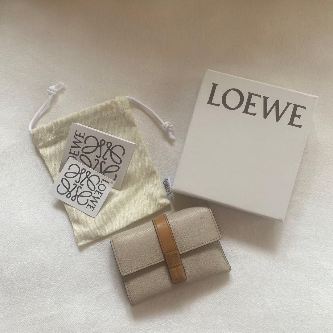 ロエベ　財布