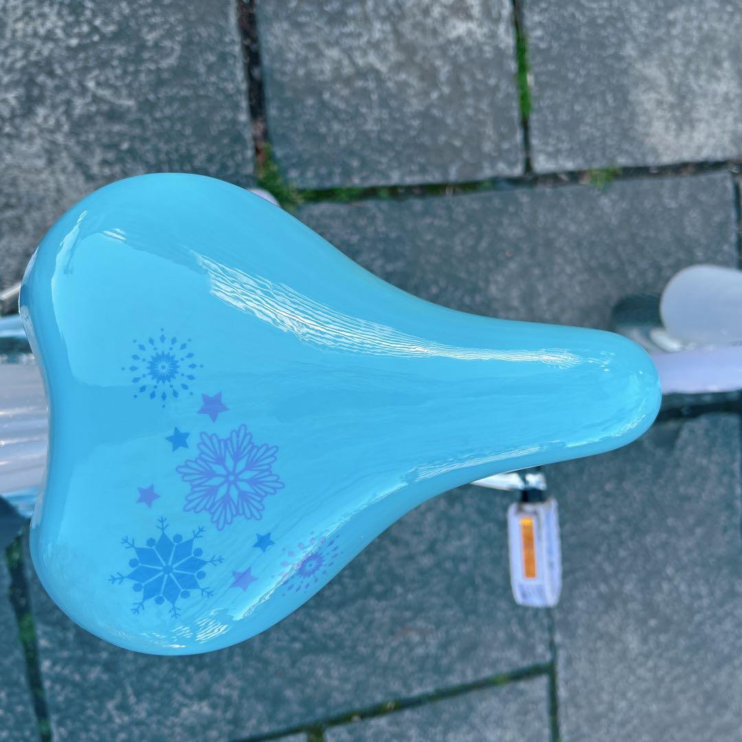 【直接引き渡し限定】18インチ　自転車　子供　アナ雪　補助輪あり