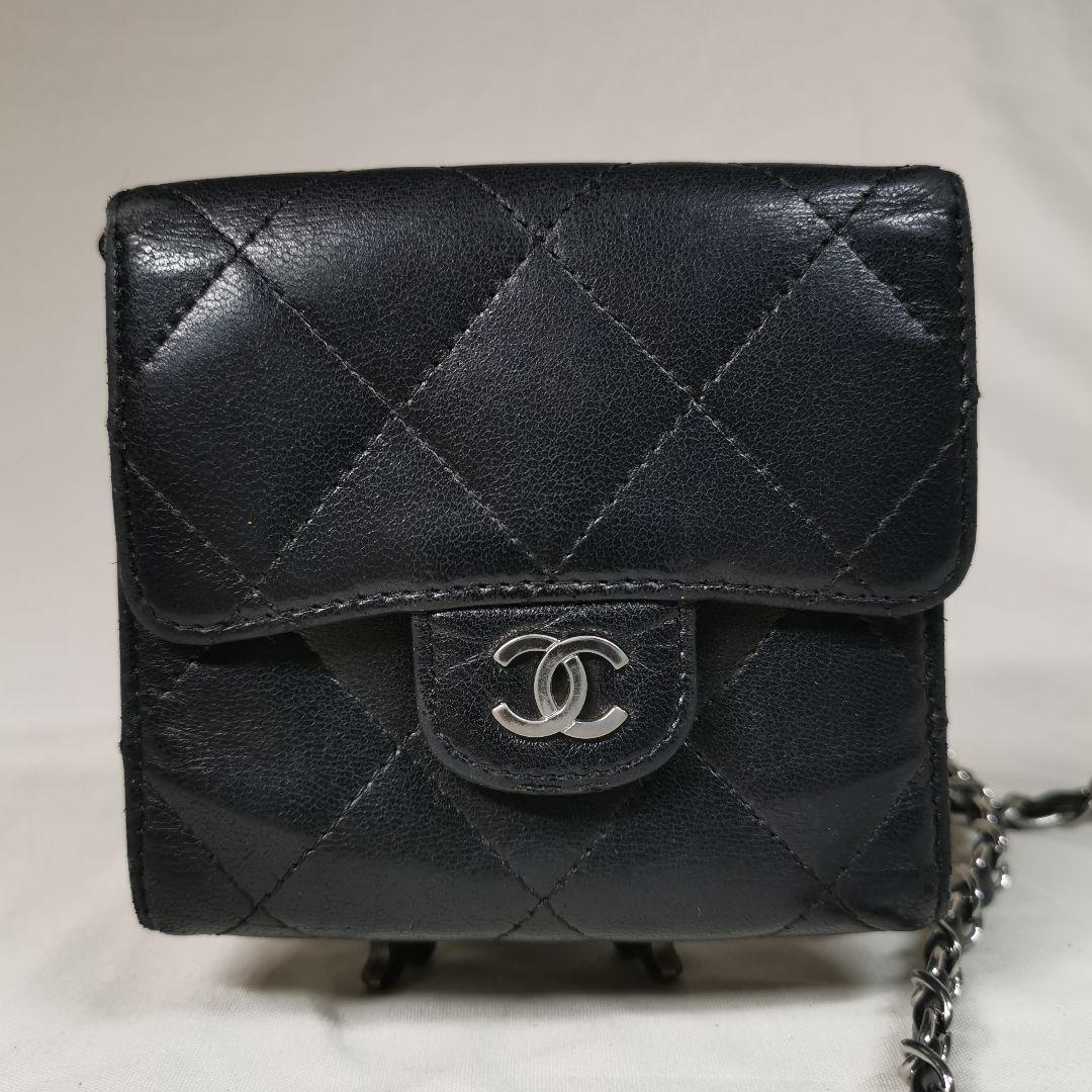【極美品】CHANEL マトラッセ 二つ折り財布 クラシック 新品チェーン付
