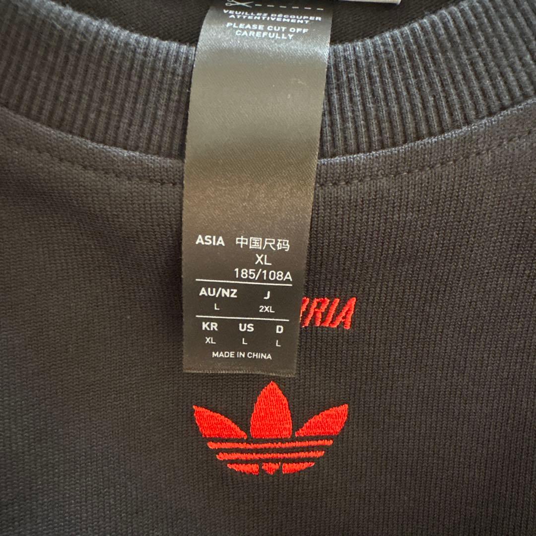 adidas Willy Chavarria Tシャツ 黒/赤
