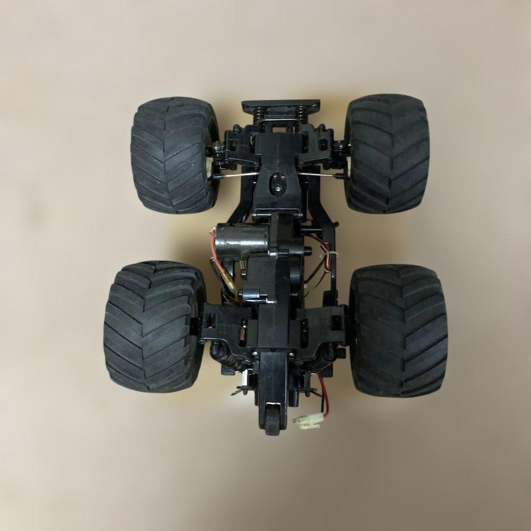 タミヤのワイルドウイリー2だと思います。ラジコンカー
